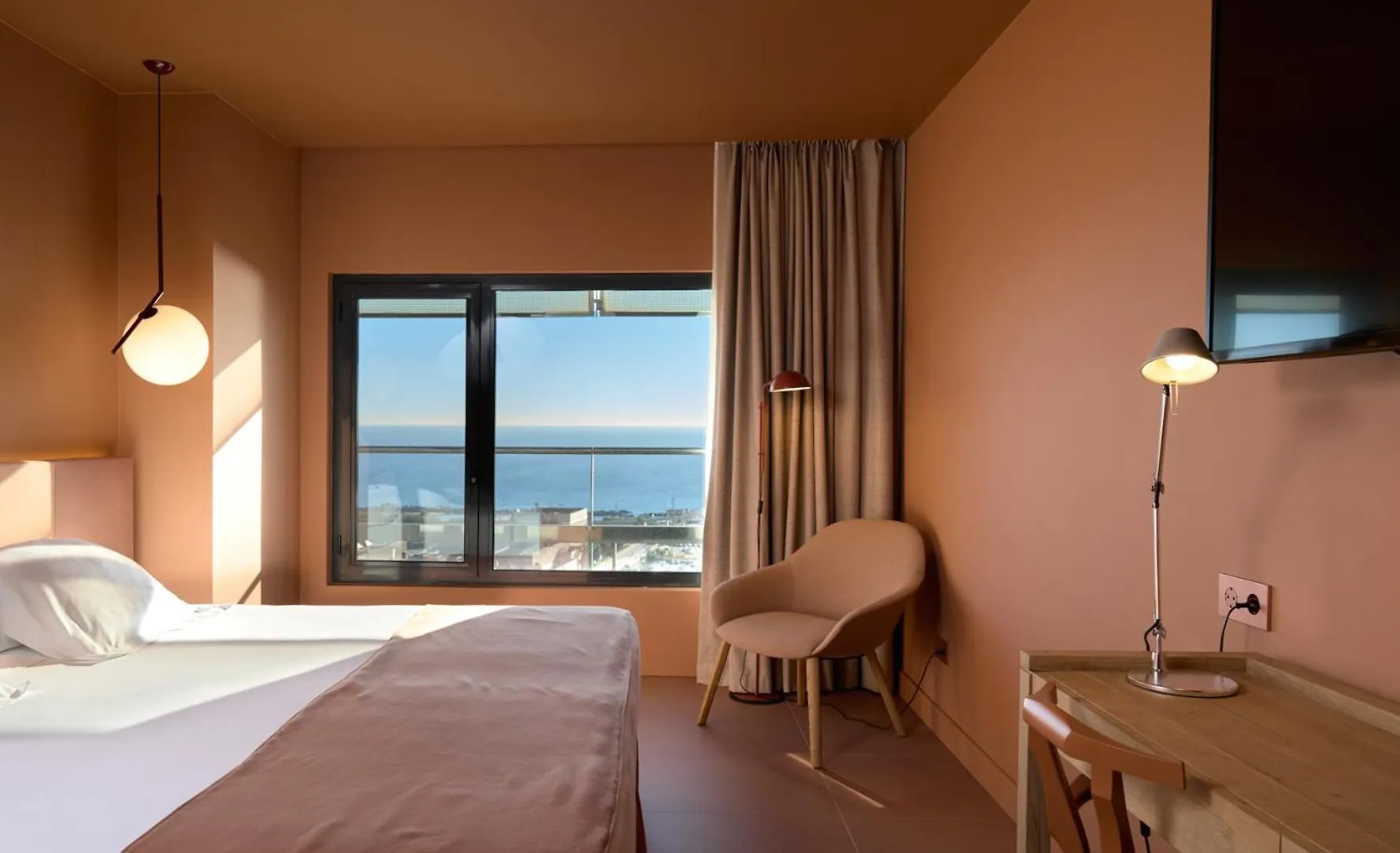 Barcelona Princess 4*,  Španělsko